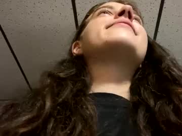 xxx babygurll2004 cam f all day