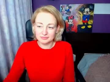 xxx blondy_mom cam f all day