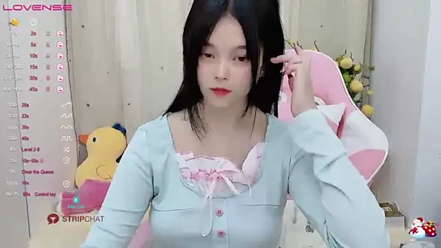 Stripchat sex cam Nora-77